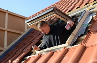 Pose de fenêtres de toit Velux au Guislain